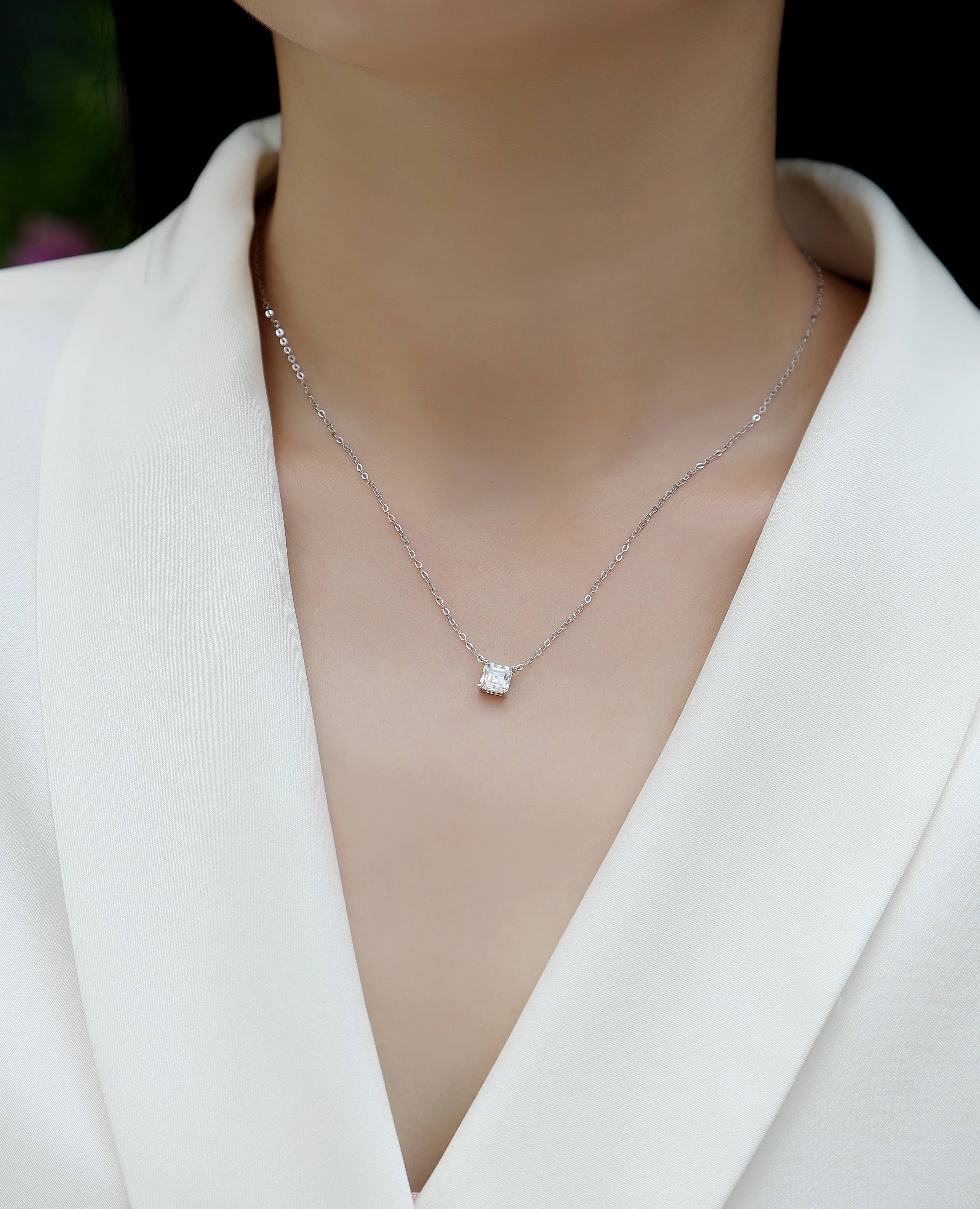 Eternal - A Fashionable And Trendy Necklace Pendant Set With Top-quality Moissanite S925 Silver And Platinum Plating Can Be Tested With A Diamond Pen